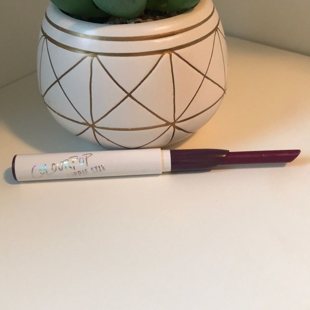 🌷5/$20🌷- Colourpop Lippie - Too Sexy (Satin)